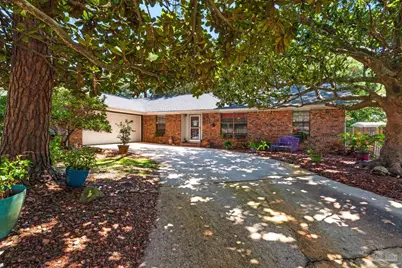 3924 Paradise Bay Dr, Gulf Breeze, FL 32563 - Photo 1