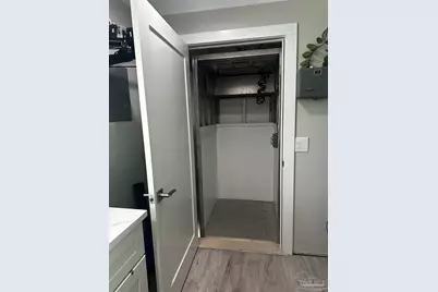 2829 Bay St, Gulf Breeze, FL 32563 - Photo 69