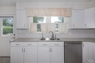 2201 Dupont Dr, Pensacola, FL 32503 - Photo 19