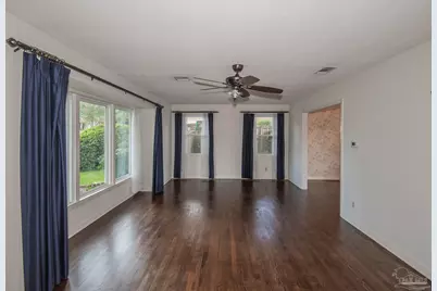 2201 Dupont Dr, Pensacola, FL 32503 - Photo 7