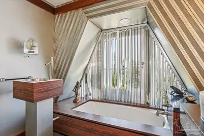 320 N Sunset Blvd, Gulf Breeze, FL 32561 - Photo 61