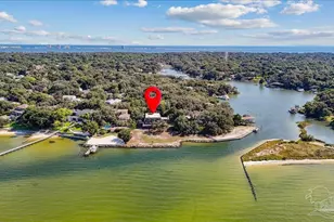 320 N Sunset Blvd, Gulf Breeze, FL 32561 - Photo 1