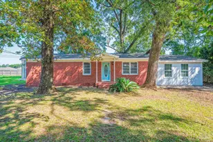 118 Czar Ln, Pensacola, FL 32503 - Photo 1