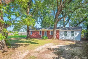 118 Czar Ln, Pensacola, FL 32503 - Photo 3