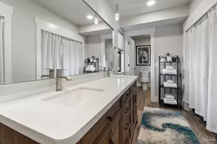 70 Baybridge Dr, Gulf Breeze, FL 32561 - Photo 35