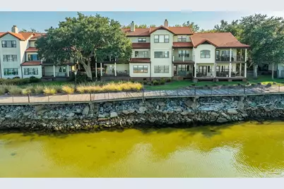 70 Baybridge Dr, Gulf Breeze, FL 32561 - Photo 3