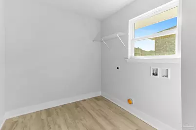 1898 Hazelnut Dr #38-B, Cantonment, FL 32526 - Photo 7