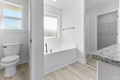 1898 Hazelnut Dr #38-B, Cantonment, FL 32526 - Photo 9