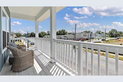 1360 W Zarragossa St, Pensacola, FL 32502 - Photo 3