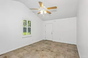 5896 Moss Ln, Pensacola, FL 32505 - Photo 9