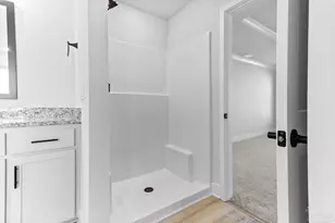 1805 Praline Ln, Cantonment, FL 32533 - Photo 11