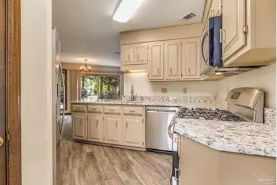 3411 Edinborough Ct, Pensacola, FL 32514 - Photo 9