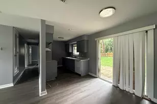 6441 Julia Dr, Milton, FL 32570 - Photo 5