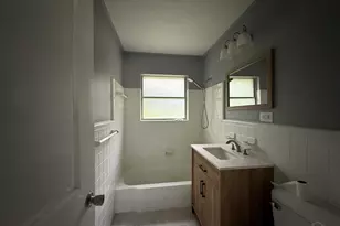 6441 Julia Dr, Milton, FL 32570 - Photo 13