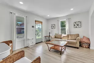 810 W Chase St, Pensacola, FL 32502 - Photo 3