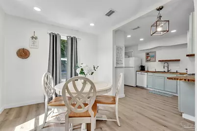 810 W Chase St, Pensacola, FL 32502 - Photo 5