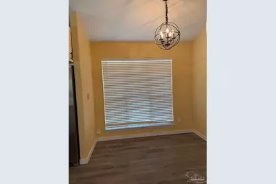 2033 Shadow Lake Dr, Gulf Breeze, FL 32563 - Photo 9