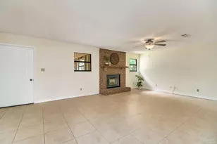 7489 Sandstone St, Navarre, FL 32566 - Photo 7