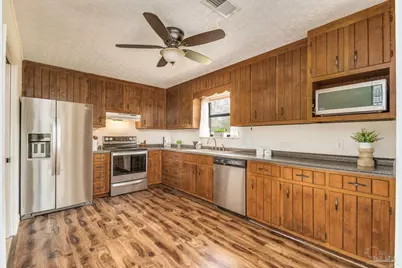 7489 Sandstone St, Navarre, FL 32566 - Photo 3