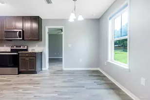 3328 Broadview Cir, Crestview, FL 32539 - Photo 21