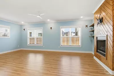 5610 Trout Ln, Pensacola, FL 32507 - Photo 7