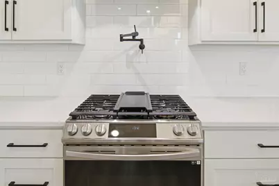 5610 Trout Ln, Pensacola, FL 32507 - Photo 15