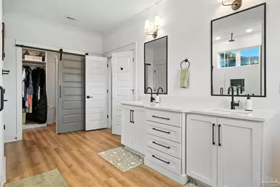 5610 Trout Ln, Pensacola, FL 32507 - Photo 23