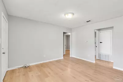 6946 Cornelius Ln, Pensacola, FL 32505 - Photo 5