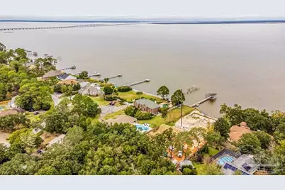 1671 Paradise Cove Ct, Gulf Breeze, FL 32563 - Photo 7