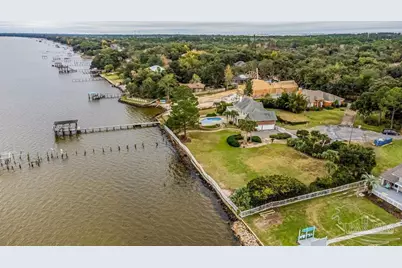 1671 Paradise Cove Ct, Gulf Breeze, FL 32563 - Photo 29