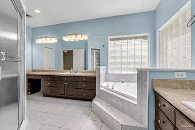 1911 Tillman Ln, Pensacola, FL 32526 - Photo 21