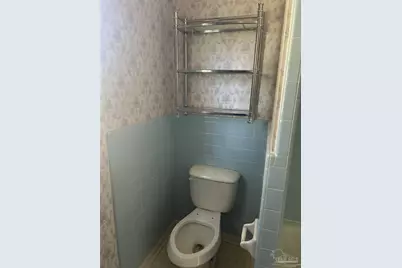 5185 Canal St, Milton, FL 32570 - Photo 5