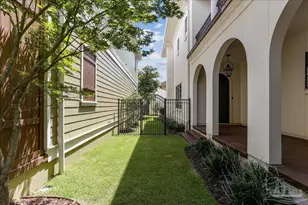 577 Aragon St, Pensacola, FL 32502 - Photo 29