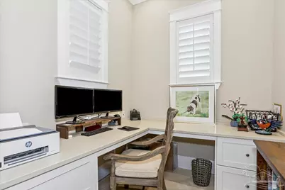 577 Aragon St, Pensacola, FL 32502 - Photo 13