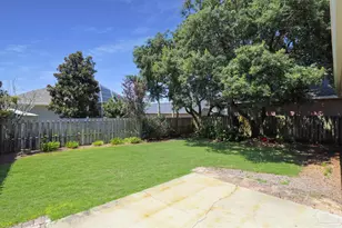 1364 Autumn Breeze Cir, Gulf Breeze, FL 32563 - Photo 43