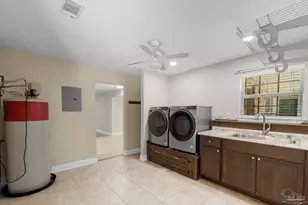 5740 Country Squire Dr, Milton, FL 32570 - Photo 33