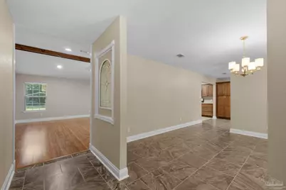 5740 Country Squire Dr, Milton, FL 32570 - Photo 7