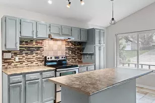 3440 Riverside Dr, Pensacola, FL 32514 - Photo 9