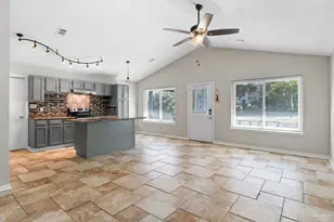 3440 Riverside Dr, Pensacola, FL 32514 - Photo 5