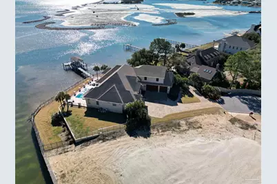 37 Lakeside Dr, Pensacola, FL 32507 - Photo 1