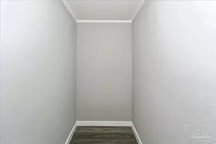 5496 Wales Ave, Pensacola, FL 32526 - Photo 21