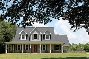 5540 Forest Hills Ln, Milton, FL 32570 - Photo 1