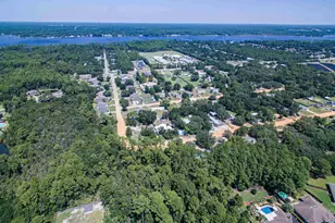 7507 Blackjack Cir, Navarre, FL 32566 - Photo 9