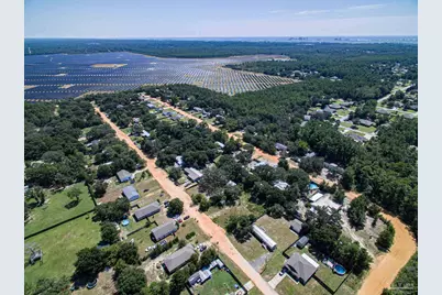 7507 Blackjack Cir, Navarre, FL 32566 - Photo 15