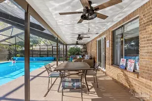 8 Arapaho Dr, Pensacola, FL 32507 - Photo 17