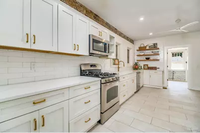 1703 E Jackson St, Pensacola, FL 32501 - Photo 11