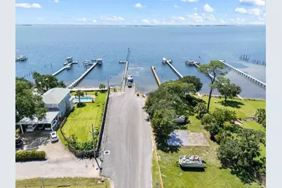 1601 Woodlawn Beach Rd, Gulf Breeze, FL 32563 - Photo 51