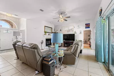 1601 Woodlawn Beach Rd, Gulf Breeze, FL 32563 - Photo 9