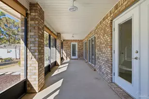 1601 Woodlawn Beach Rd, Gulf Breeze, FL 32563 - Photo 37