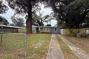 823 S Madison Dr, Pensacola, FL 32505 - Photo 1